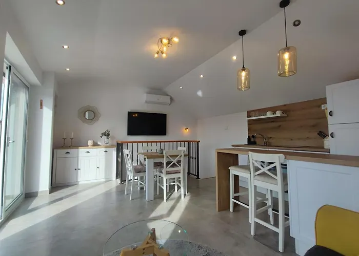 Bobelino Tatil Evi Povlja (Brac)
